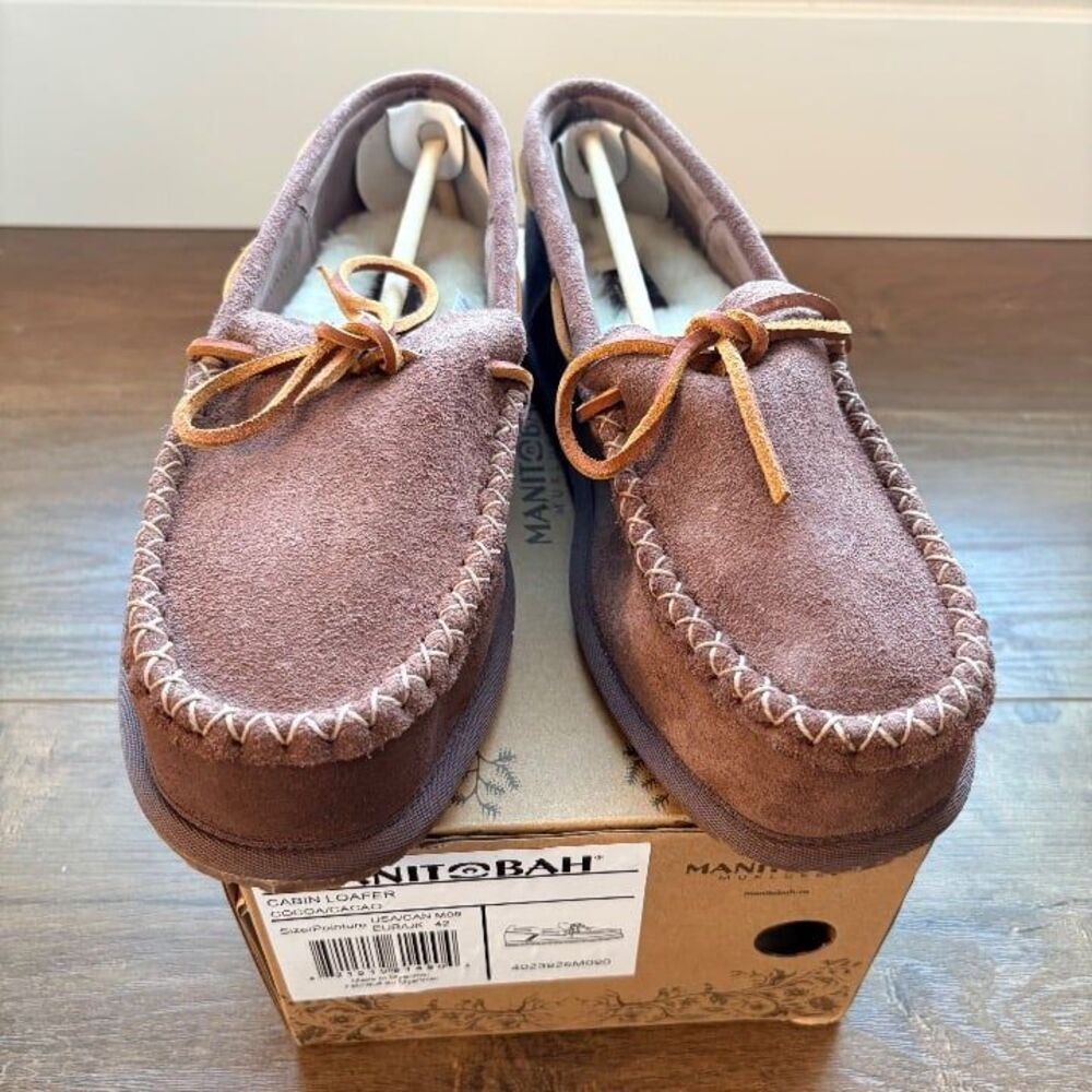Manitobah Mulkluk Men's Cabin Loafer -- New with Box